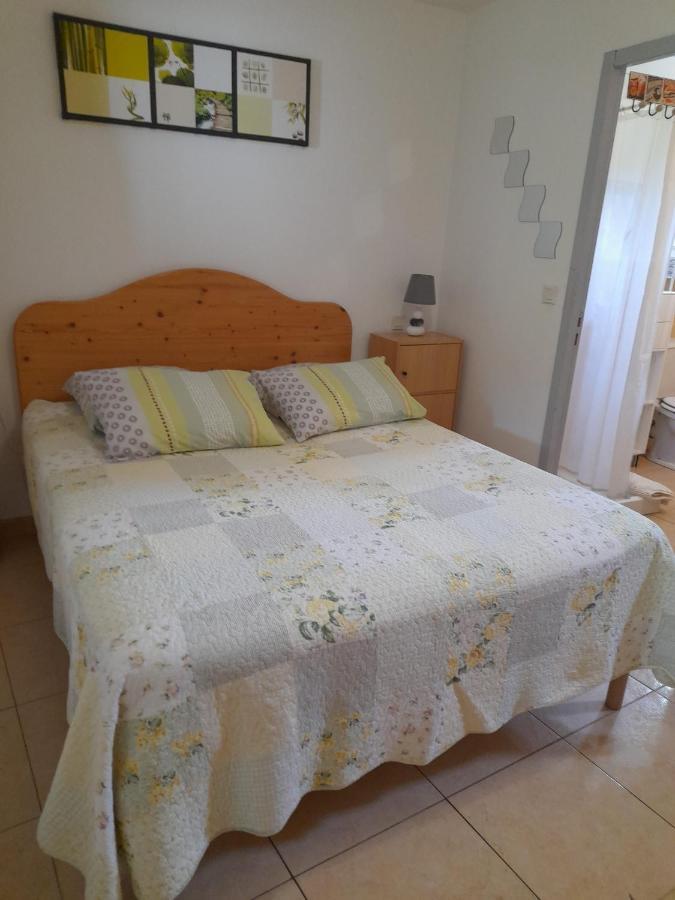 Chambres D'Hotes Chez Cecile A Lagnes Luaran gambar