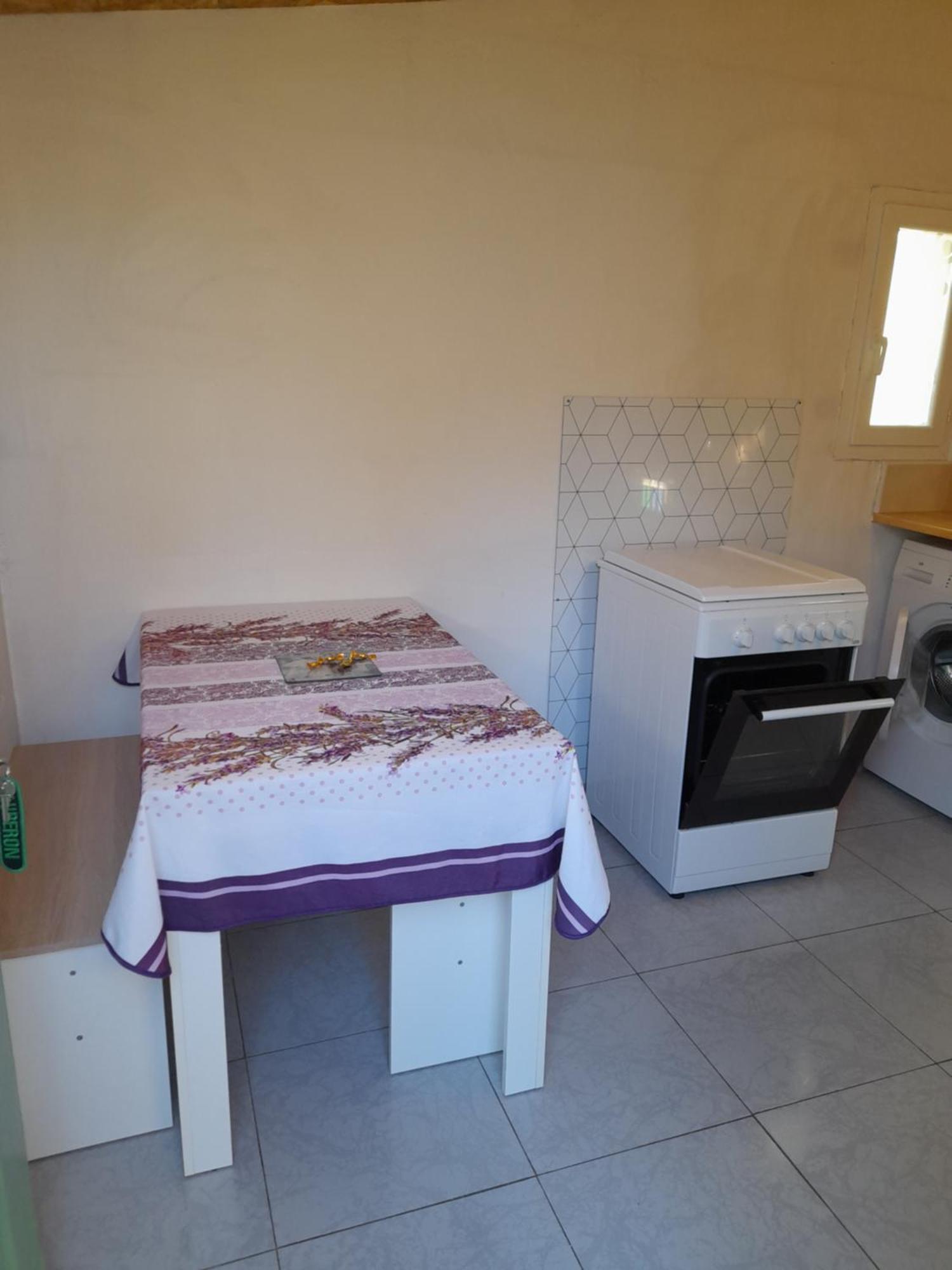 Chambres D'Hotes Chez Cecile A Lagnes Luaran gambar